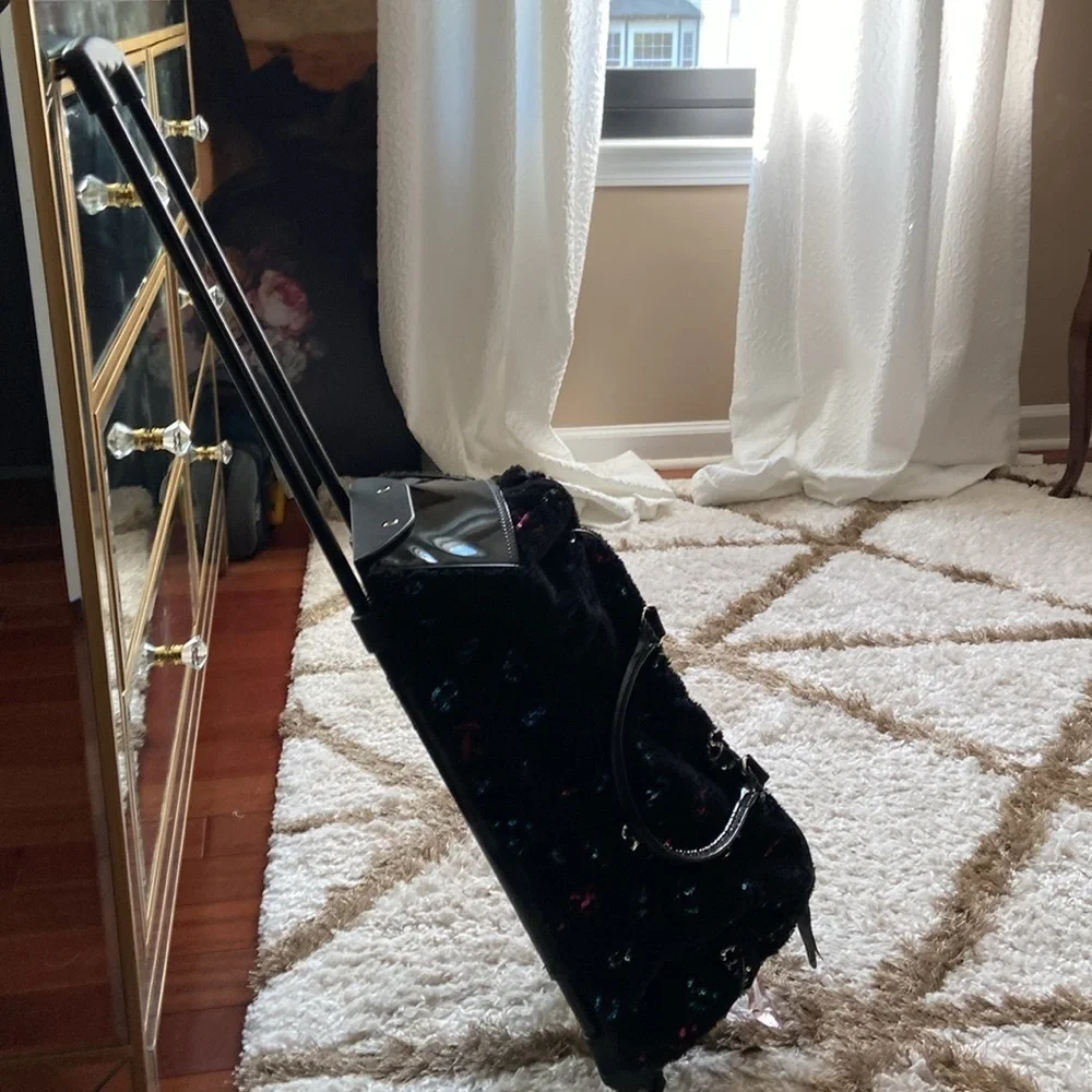 Justice Girl’s Black Plush Sequin Peace Sign Rolling Overnight Bag Sleepover